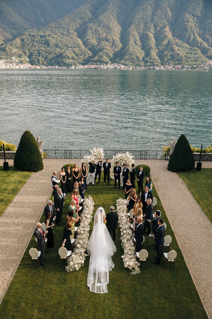 Top Wedding Locations Around the World